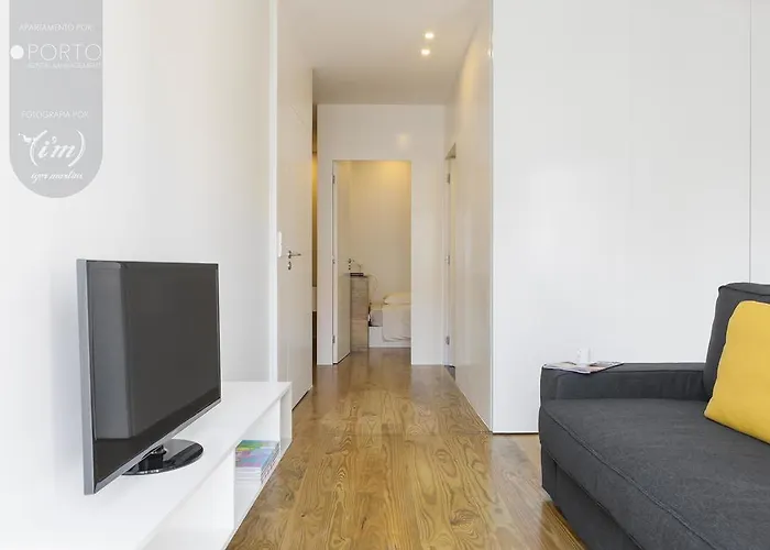 Orm - Saraiva De Carvalho * ポルト